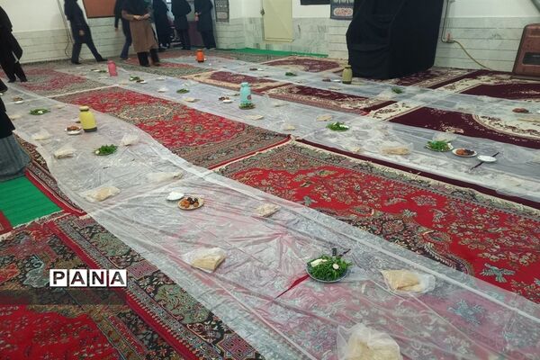 ضیافت افطاری در مدارس دخترانه شهرستان کاشمر