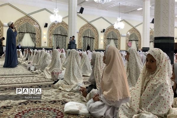 برگزاری جشن بزرگ عبادت با حضور روزه اولی‌ها در شهرستان کاشمر