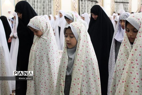 برگزاری جشن بزرگ عبادت با حضور روزه اولی‌ها در شهرستان کاشمر