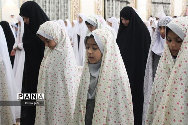 برگزاری جشن بزرگ عبادت با حضور روزه اولی‌ها در شهرستان کاشمر