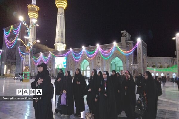 مراسم اعتکاف اتحادیه دانش آموزی انجمن اسلامی در جوار حرم مطهر رضوی