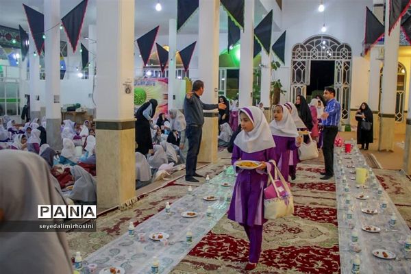 جشن تکلیف دانش‌آموزان دختر پایه سوم ابرکوه