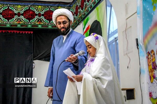 جشن تکلیف دانش‌آموزان دختر پایه سوم ابرکوه