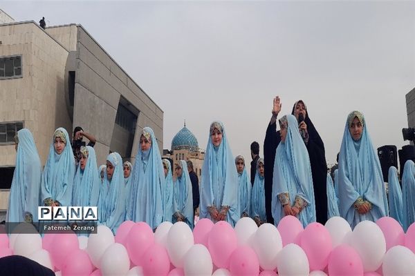 جشن بزرگ «روزه اولی ها» در عرصه میدان شهدا مشهد مقدس