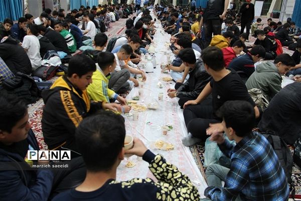 بر پایی جشن بزرگ 1500 روزه اولی دختر و پسر در  بجنورد