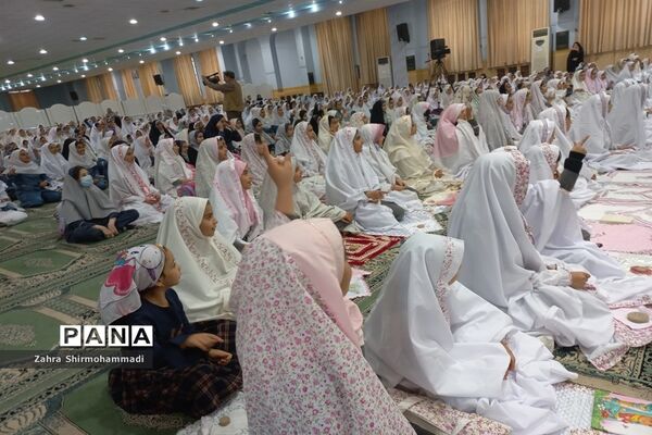 جشن بزرگ «روزه اولی‌ها» در مصلای شهرستان رباط‌کریم