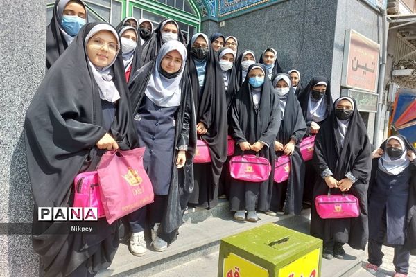 شرکت دانش‌آموزان منطقه ۱۳ در محفل انس با قرآن مسجد بقیة الله