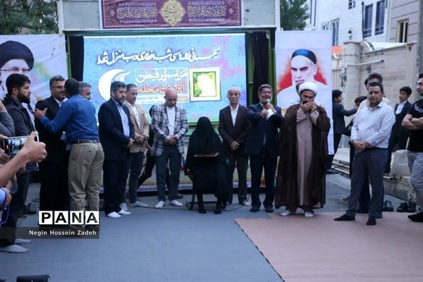 مراسم مهمانی لاله‌ها درشهرستان اسلامشهر