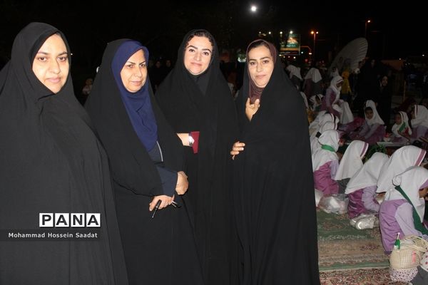 برگزاری جشن دانش‌آموزان روزه اولی در بوشهر
