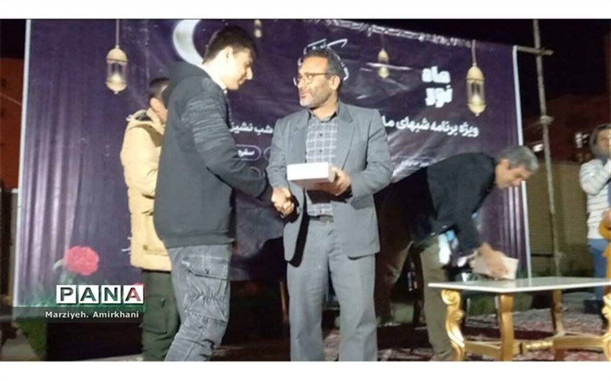 برگزاری ویژه برنامه ماه نور در شهرک منظریه