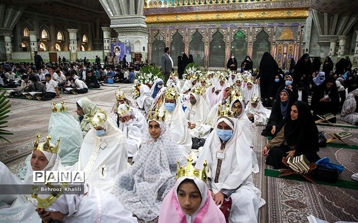 بیش از ۲ هزار نفر از دانش‌آموزان منطقه ۲ تهران در کنگره بزرگ قرآنی شرکت کردند
