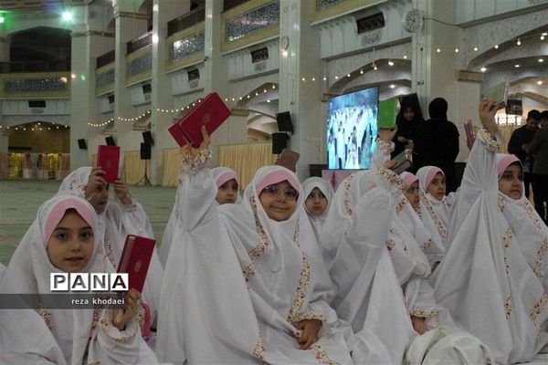 جشن بزرگ  ۱۰ هزار نفری دختران روزه اولی در تبریز -۲