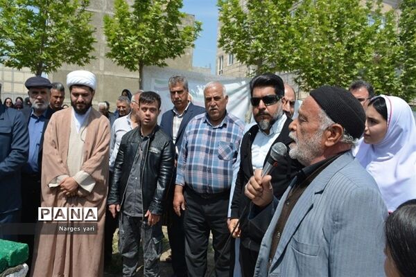 آیین کلنگ‌زنی ساخت 2 مدرسه در حصار زیرک شهریار