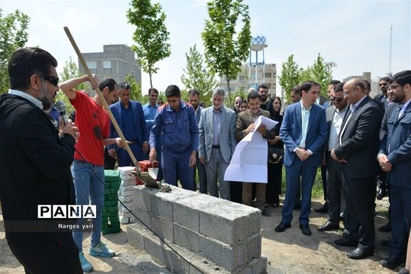 آیین کلنگ‌زنی ساخت 2 مدرسه در حصار زیرک شهریار