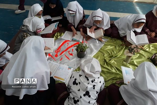 محفل انس با قرآن در دبستان حضرت زهرا(س)۲  رودهن در ماه رمضان