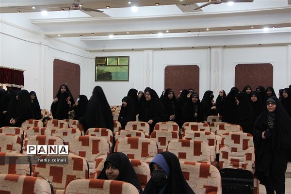 ‌همایش تجلیل از فعالان حوزه قرآن، عترت و نماز ناحیه یک با حضور امام جمعه یزد