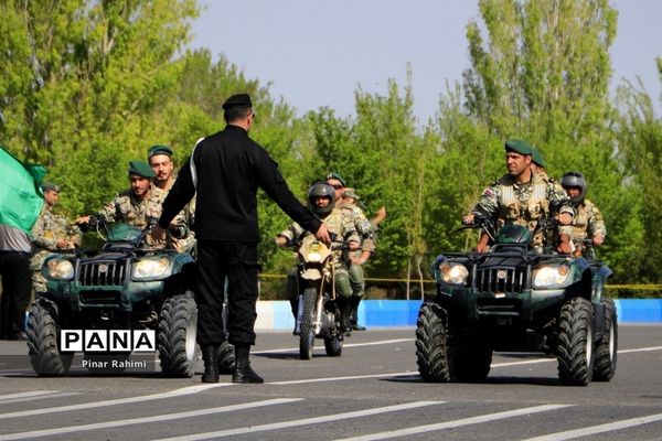 مراسم رژه روز ارتش در تبریز