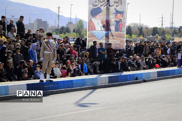مراسم رژه روز ارتش در تبریز