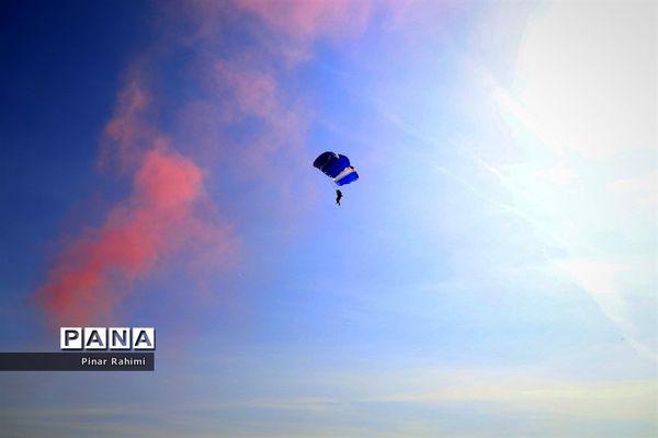 مراسم رژه روز ارتش در تبریز