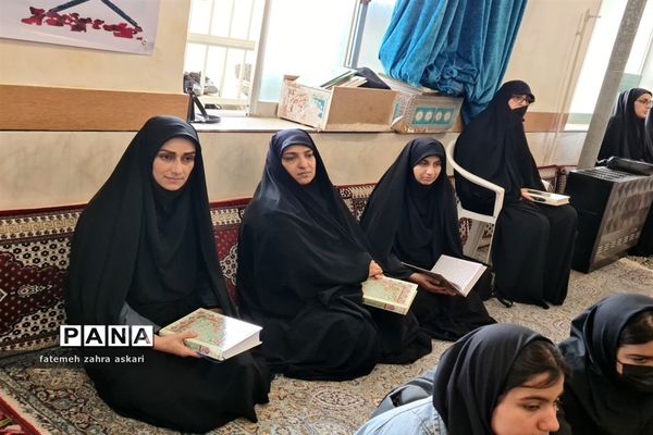 محفل بزرگ انس با قرآن کریم در گلوگاه