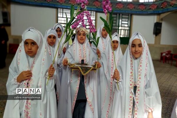 برگزاری جشن بندگی دانش‌آموزان مروستی
