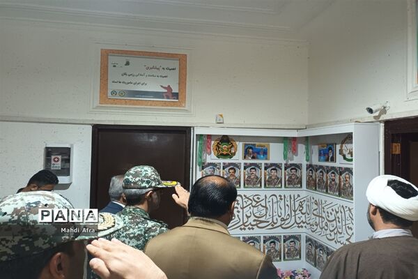 دیدار مسئولین آموزش و پرورش با فرمانده پدافند هوایی بهبهان بمناسبت روز ارتش