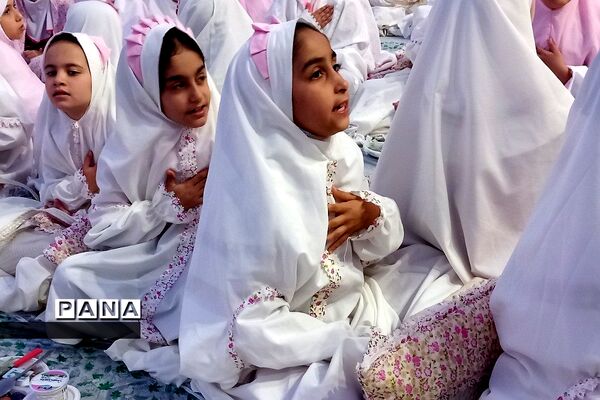 ضیافت افطاری روزه اولی‌ها همراه با جشن عبادت در بهارستان دو