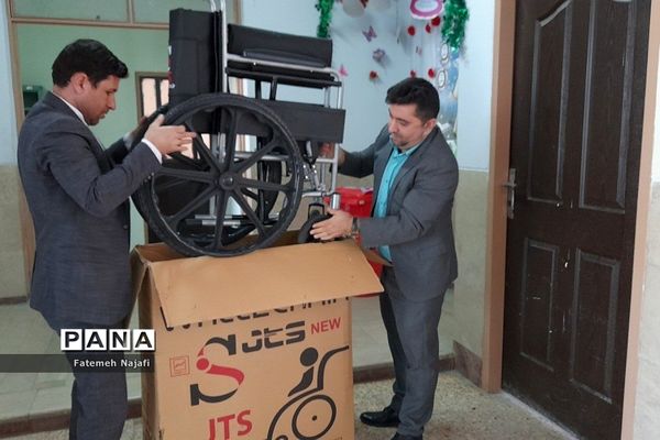 طرح جمع‌آوری درب بطری در دبستان شهید عابدین‌زاده بهارستان‌دو