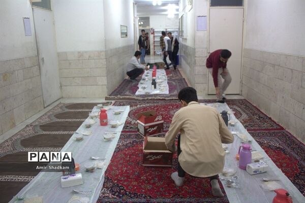 سمپادی‌های سمنان مهمان سفره الهی
