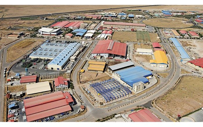 خلع ید ۹۰۰ هکتار زمین صنعتی راکد در سال گذشته