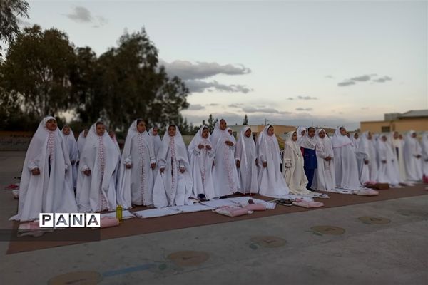 ضیافت افطاری آموزشگاه فاطمیه شهرستان خاتم