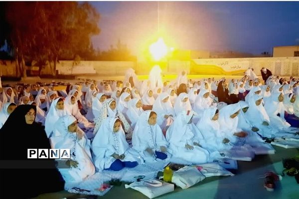 ضیافت افطاری آموزشگاه فاطمیه شهرستان خاتم