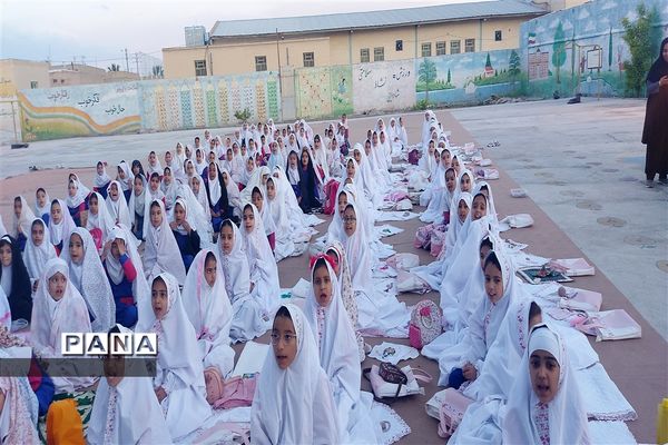 ضیافت افطاری آموزشگاه فاطمیه شهرستان خاتم