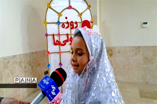جشن بزرگ دانش‌آموزان روزه اولی در امامزاده طاهر(ع) کرج