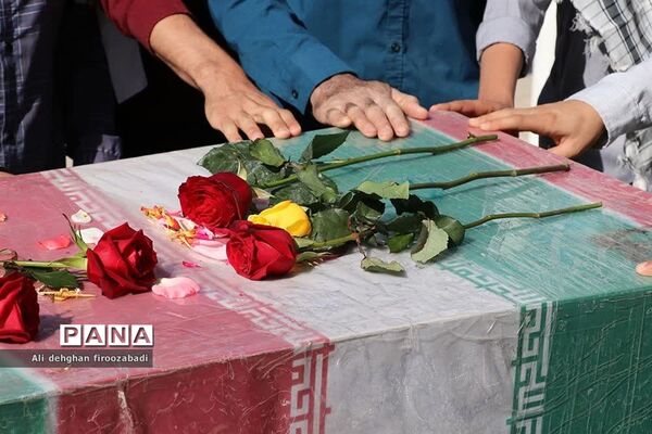 میزبانی دبیرستان شاهد حضرت ولی‌عصر(عج) میبد از شهید گمنام دوران دفاع مقدس