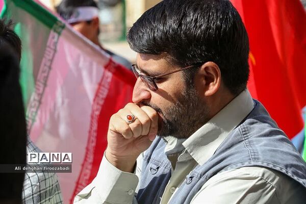 میزبانی دبیرستان شاهد حضرت ولی‌عصر(عج) میبد از شهید گمنام دوران دفاع مقدس