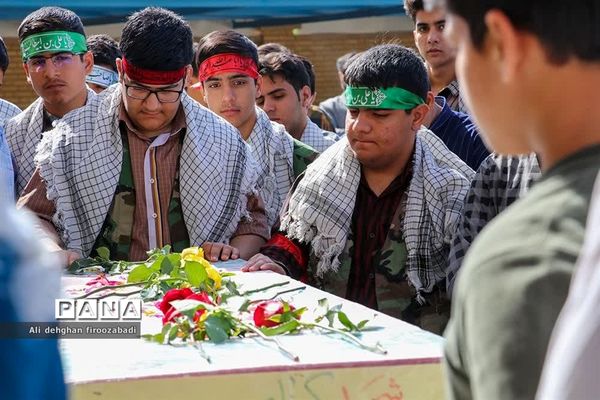 میزبانی دبیرستان شاهد حضرت ولی‌عصر(عج) میبد از شهید گمنام دوران دفاع مقدس