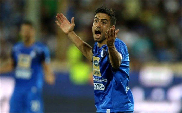 مربی استقلال برد دربی را به بازیکن پرسپولیس چه گفت