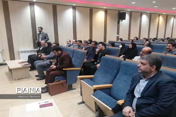 آیین معرفی معاون جدید آموزش ابتدایی ناحیه یک قم