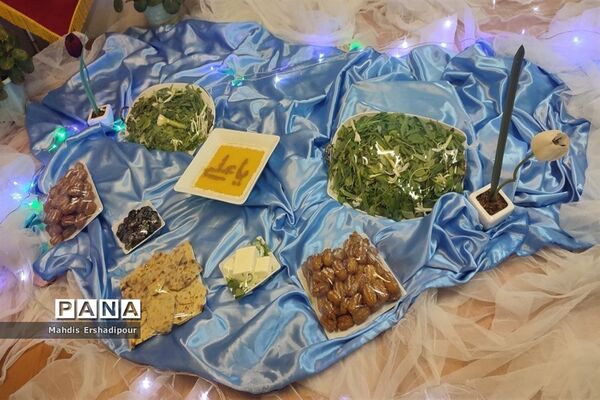 برگزاری ضیافت افطاری در دبیرستان شاهد‌ کوثر شهرستان رباط‌کریم