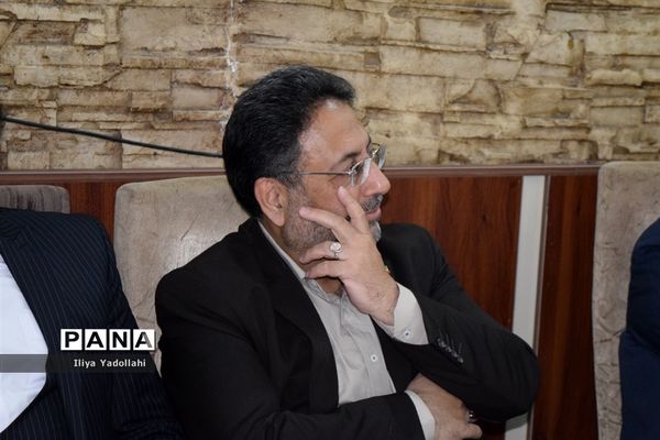 ضیافت افطاری صمیمانه کارمندان اداره آموزش و پرورش منطقه ۱۴