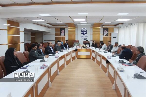 نشست پیگیری مصوبات هیات امنای دانشگاه فرهنگیان استان بوشهر