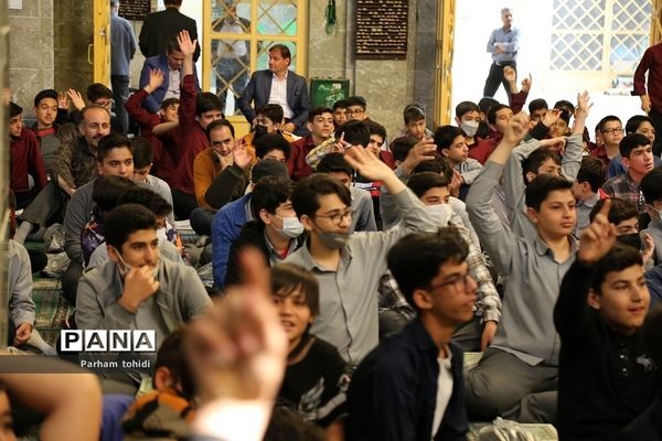 مراسم محفل انس با قرآن در واپسین روز های ماه رمضان در شهریار