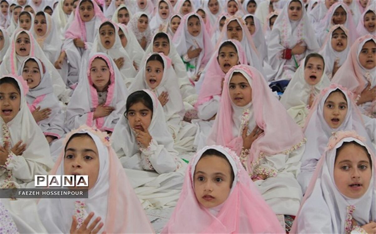 جشن بزرگ روزه اولی‌ها در ناحیه دو بهارستان، به روایت دانش‌آموزان روزه‌اولی/فیلم
