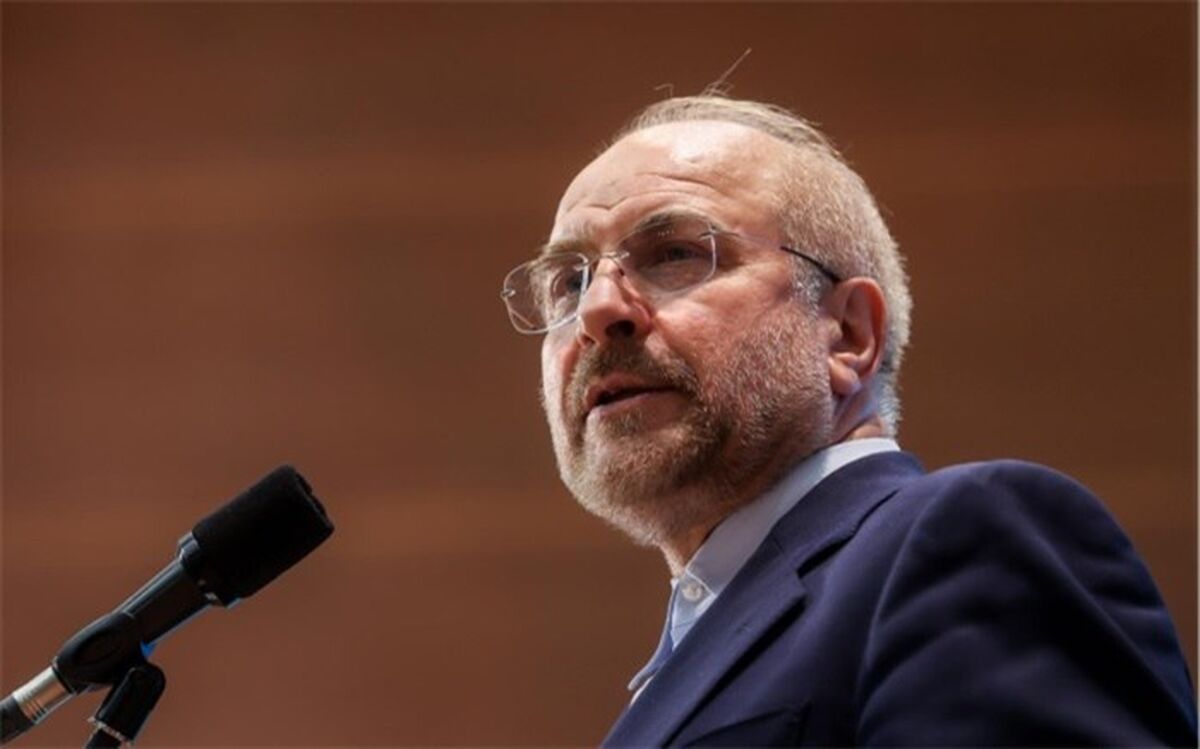 الگوی تحول و حل مسائل کشور باید فرهنگ دفاع مقدس باشد