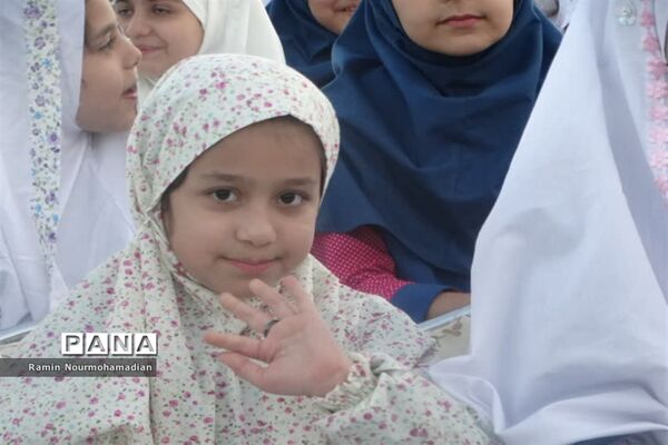 جشن روزه اولی‌ها با حضور پرشور دانش‌آموزان دختر منطقه9 آموزش و پرورش شهر تهران