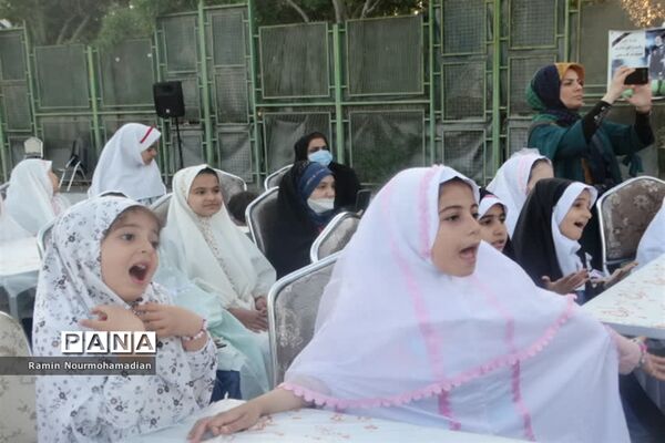 جشن روزه اولی‌ها با حضور پرشور دانش‌آموزان دختر منطقه9 آموزش و پرورش شهر تهران