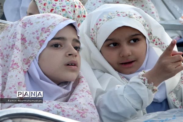 جشن روزه اولی‌ها با حضور پرشور دانش‌آموزان دختر منطقه9 آموزش و پرورش شهر تهران