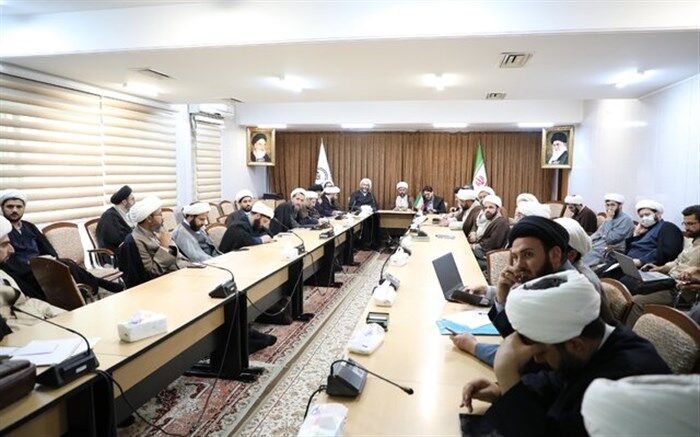 فعالان ۲۰ مجموعه قرارگاهی و عملیاتی تربیت محور در قم گردهم آمدند