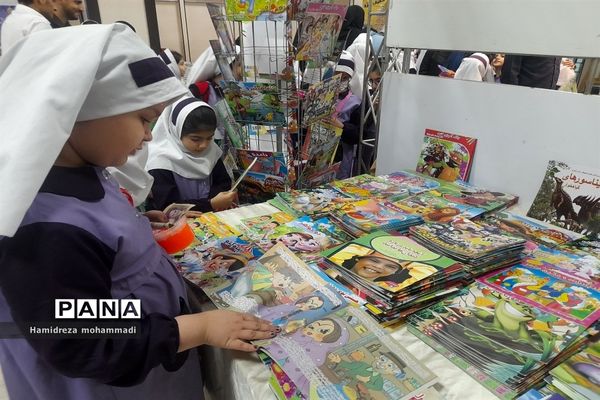 حال و هوای آخرین روز بازدید از نمایشگاه کتاب ساری